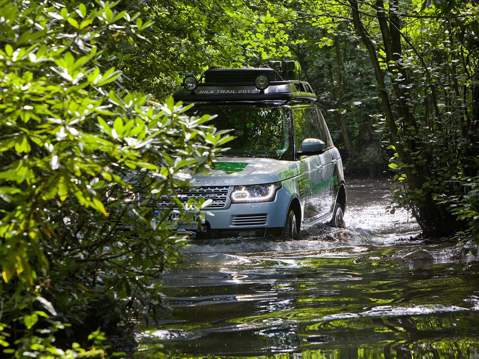 Land Rover Range Rover Hybrid 2015